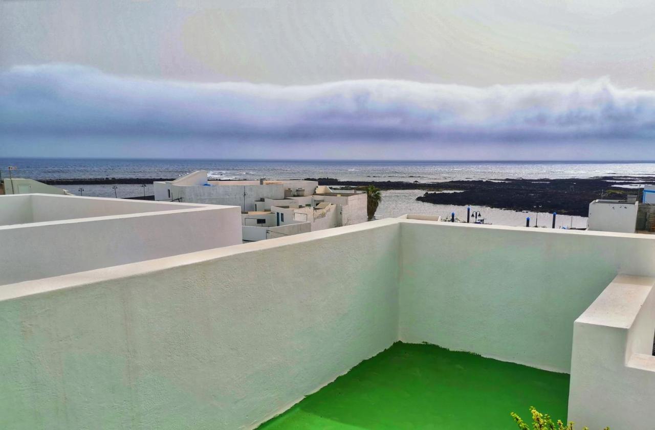Apartamentos Brito Orzola Exterior photo