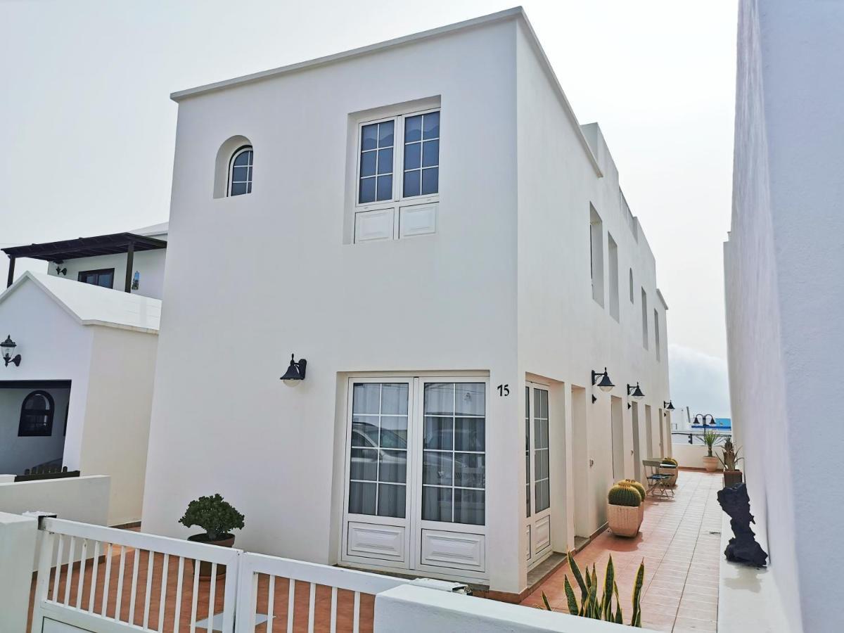 Apartamentos Brito Orzola Exterior photo
